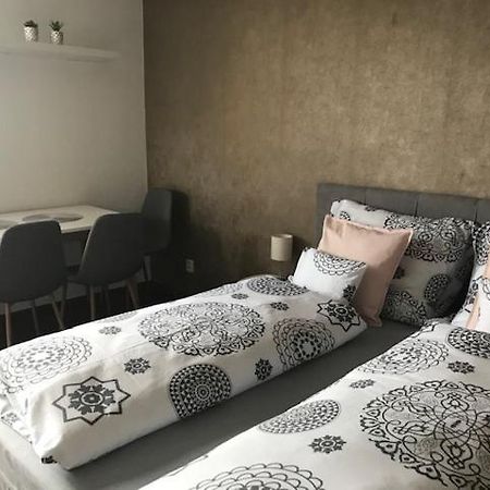 Apartman Innova Zlín エクステリア 写真