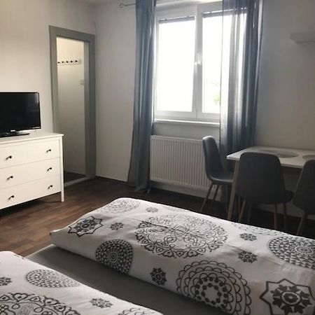 Apartman Innova Zlín エクステリア 写真