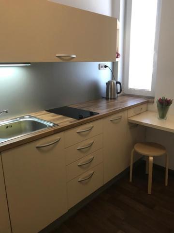 Apartman Innova Zlín エクステリア 写真